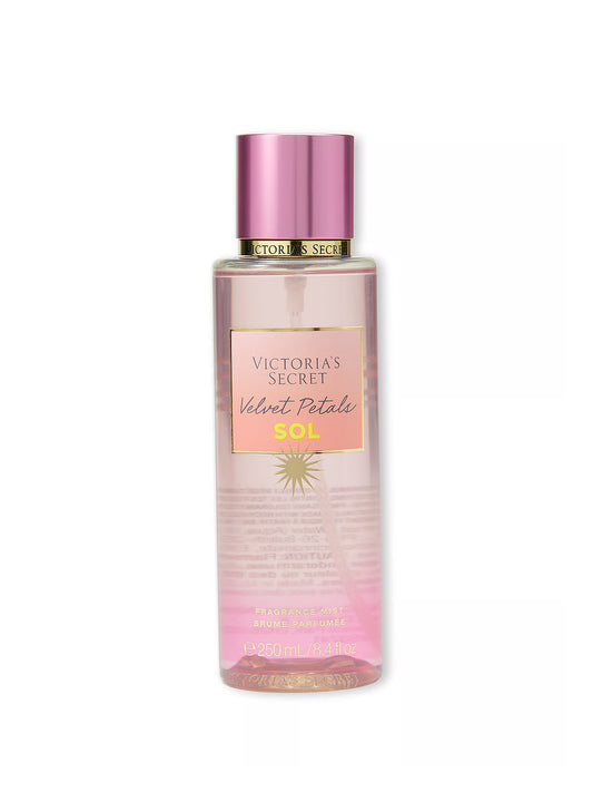 VICTORIA’S SECRET PARFUM POUR LE CORPS
Brume parfumée Velvet Petals SOL